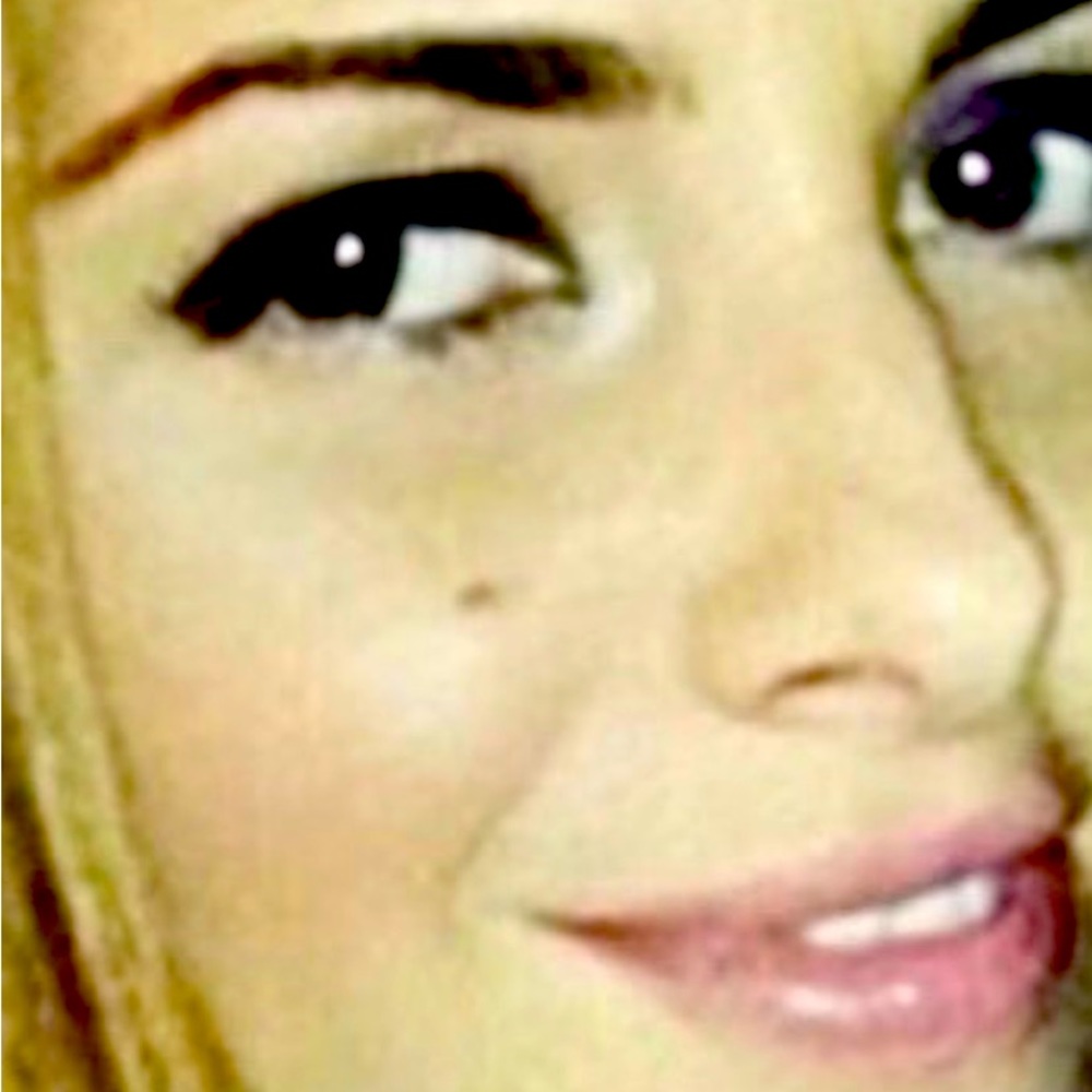 Meet your Posher, Marsha